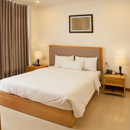 Elegant Hotel Pleiku Buitenkant foto