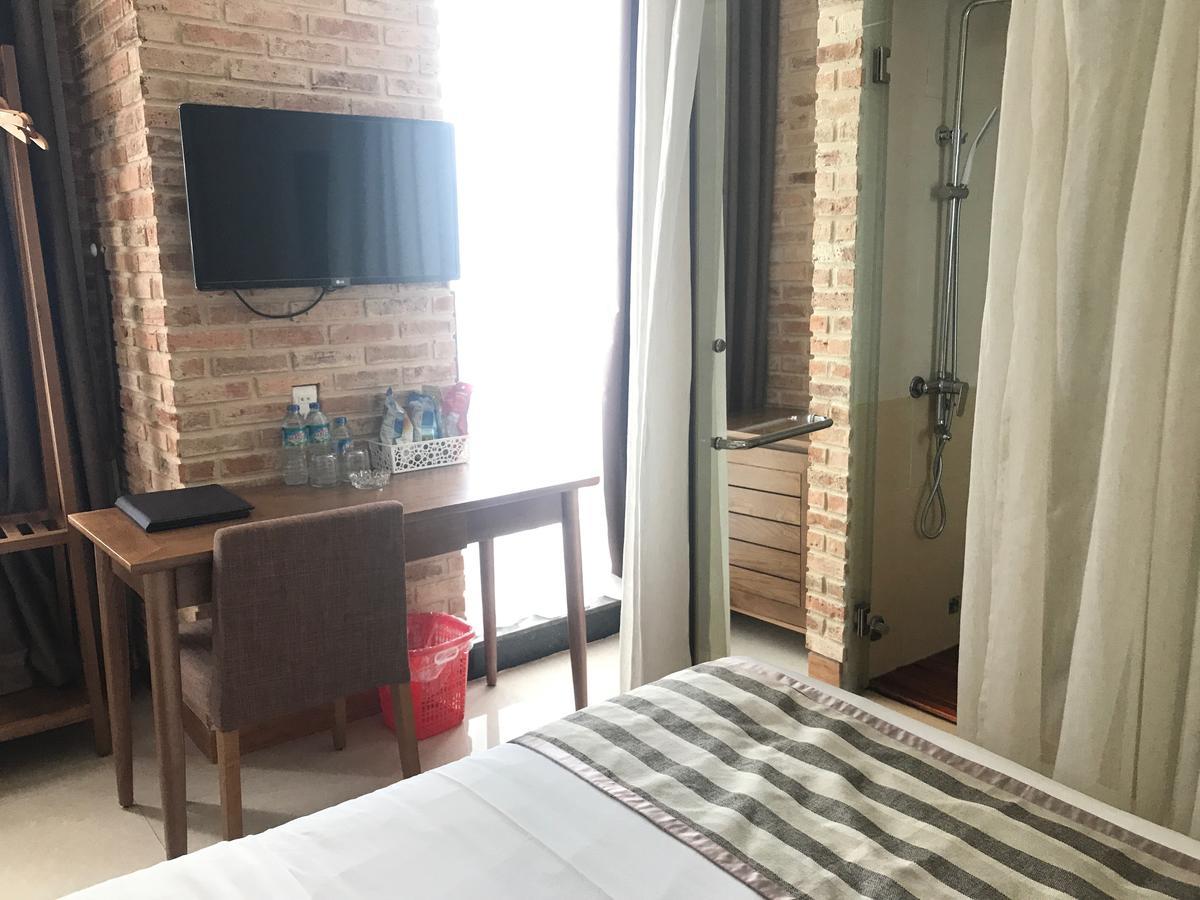 Elegant Hotel Pleiku Buitenkant foto