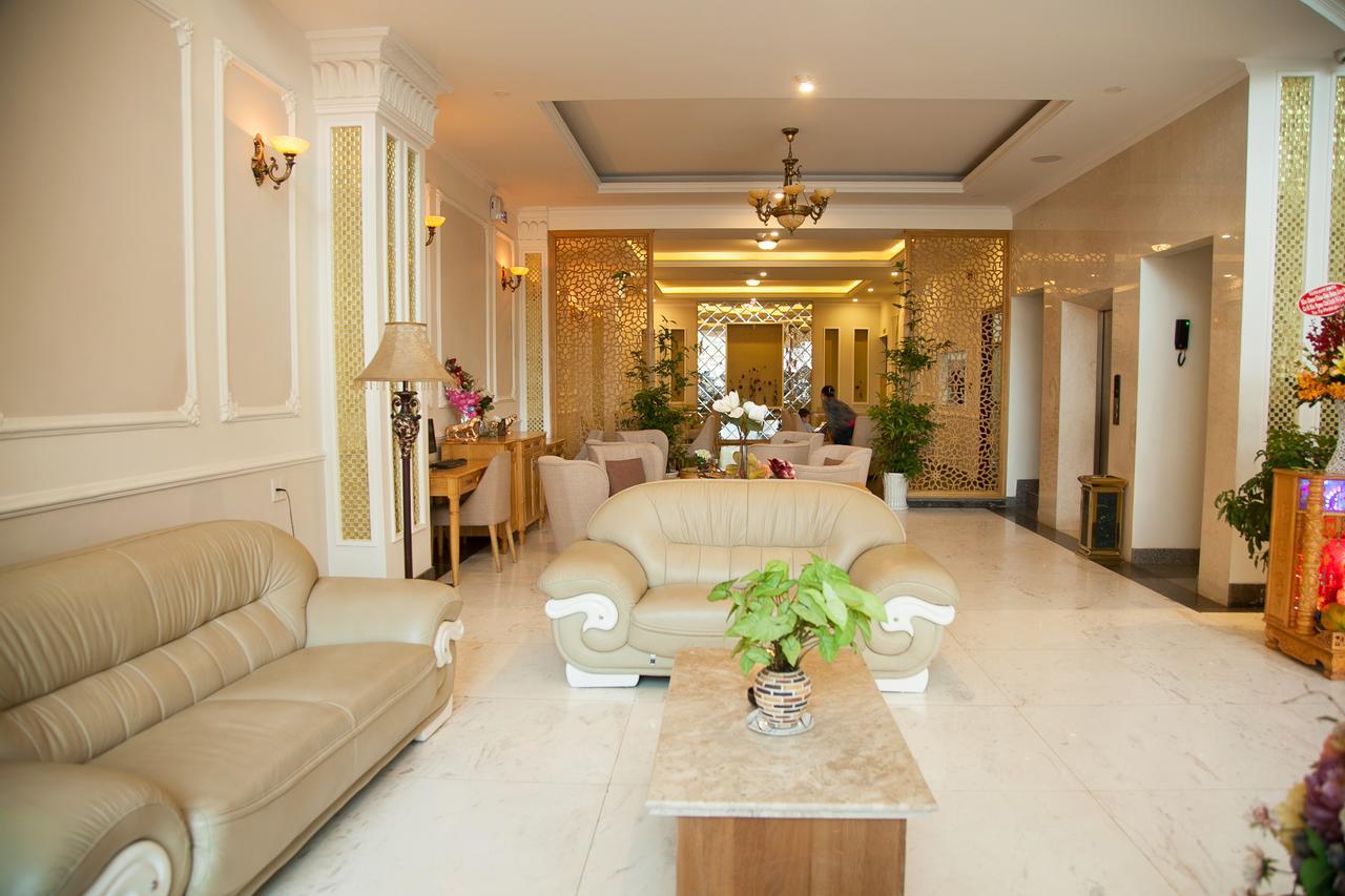 Elegant Hotel Pleiku Buitenkant foto